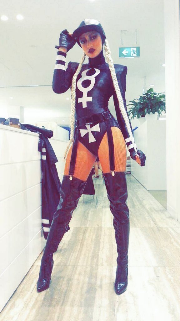 TenilleTav tweet picture