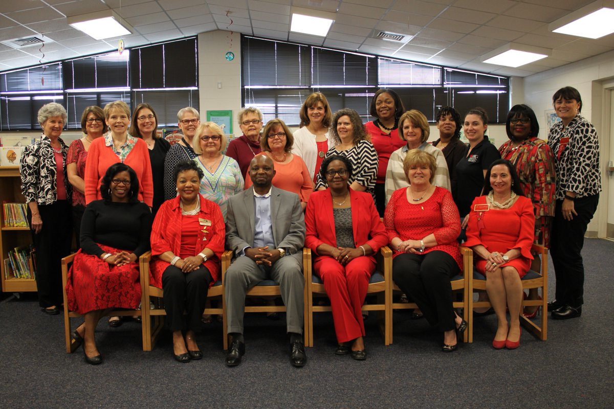 ECUcrystalECU's tweet photo. Great presentation @pmubenga.  The Gamma Tau Chapter of DKG appreciates you and supports your vision. @FCSchoolsNC https://t.co/nGXJpVUac5