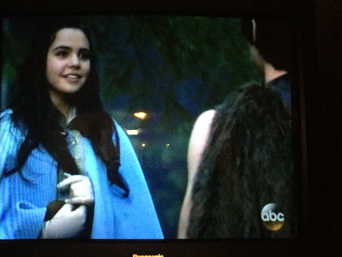 KatalinaGarber's tweet photo. Aww I ship it @BaileeMadison @JonWhitesell #Hercules #YoungSnow #OnceUponATime https://t.co/JYmWPcFUFo