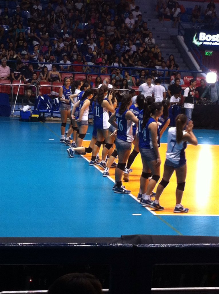 MaeBelarmino03's tweet image. Congrats Lady Eagles, Yesterday Action, we Choose the Blue &amp;amp; White 💙🙏👍
#OBF
#HappyUnityHeartstrong
#VolleyballAddict