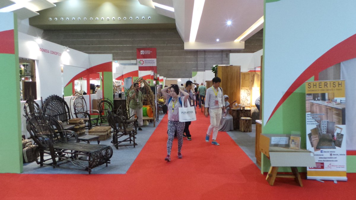 JIEXPO's tweet photo. You can find any furniture, art&crafts, bamboo products, home accessories & many more here #IFEX2016
#EventAtJIExpo https://t.co/xnWit0uSJe