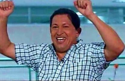 aaronfg01's tweet photo. Lo bueno es que Mañana no hay asaltos ni robos #ClasicoNacional @Chivas #Arbitroputo https://t.co/X90kp8HXdT
