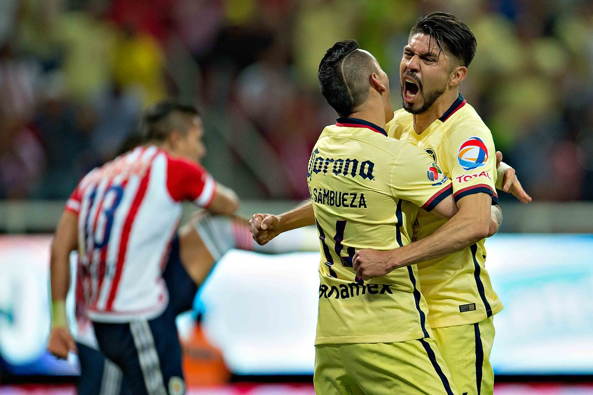 ClubAmerica's tweet photo. ¡El presente nos pertenece! #ElClásicoEsAzulcrema https://t.co/Kz4fvoP2fr