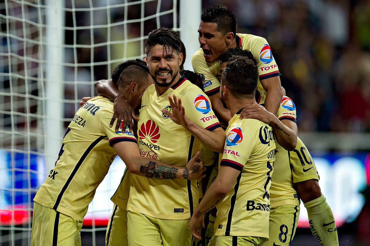 ClubAmerica's tweet photo. ¡El presente nos pertenece! #ElClásicoEsAzulcrema https://t.co/Kz4fvoP2fr