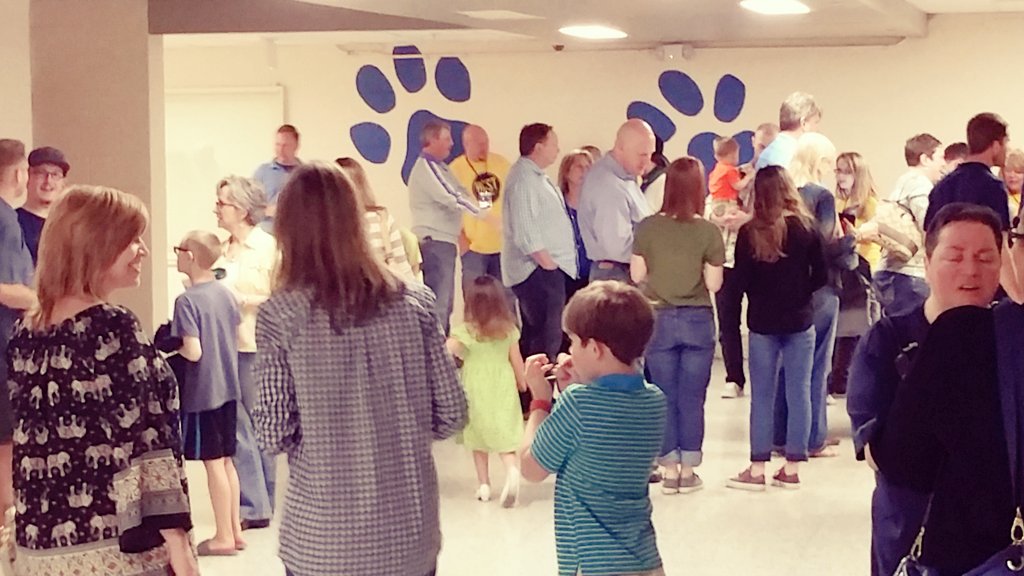 Breese88's tweet photo. This was when I walked out of @Summit_Peak after the 1st @thesummitjt service. #tearsofjoy #Jtown #livesbeingchanged https://t.co/r3MvKZ16JK