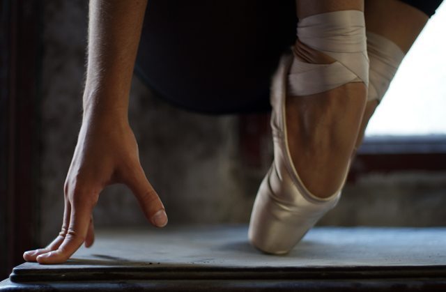 JazzminHerrerah's tweet photo. #proyectinprogress #proyecto #ballet #rutina #photograph #photografia #estudiado #photoart #art #ballerina #puntas… https://t.co/Nn1NgV6Kpw