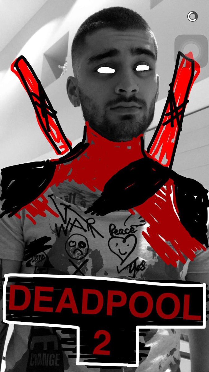 1D_Swiss_Team's tweet photo. Zayn's head tattoo was fake tattoo 😅 https://t.co/TH8EDw7QAk