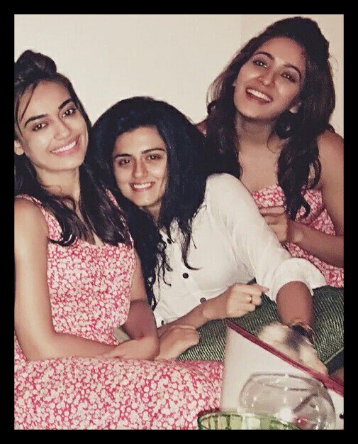ahmedal50326238's tweet photo. #BFF #Soulsister #Beuties 
@iRidhiDogra @AshaNegi7 @surbhi_jyoti https://t.co/P1OJ6yRjST