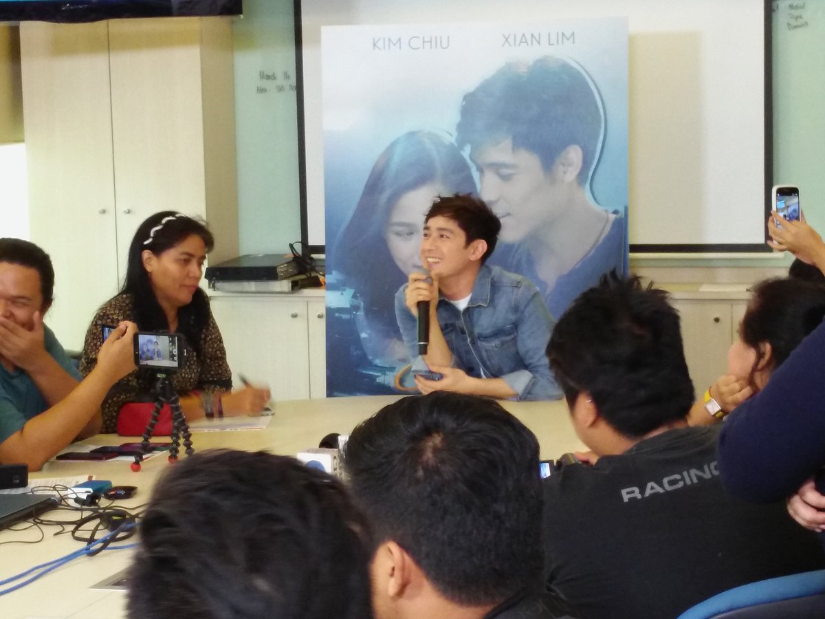 StarCreativesTV's tweet photo. Bryan admits being a fan of KimXi. It all started on their movie "Bride For Rent" #TSOUBlogConWithBryanSantos https://t.co/y7yGA25Ivs