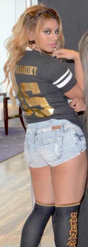 20Asun's tweet photo. Razones para seguir viviendo @YesseSultan buenos días, espero que te alegres #Harmonizers #iHeartAwards #BestFanArmy https://t.co/Uk5hRn9ljC