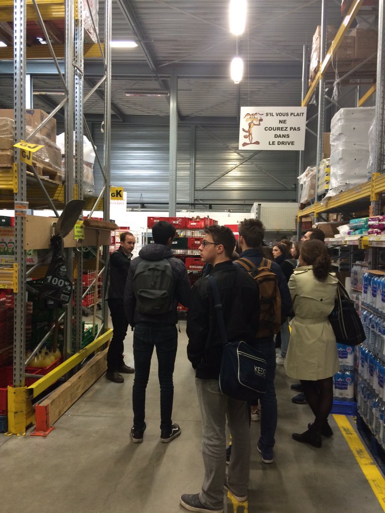 ChaireBCW's tweet photo. On continue notre study trip: visite guidée d'Auchan Drive #PEXC #Kedgebs #logistique @AuchanDriveFr @AUCHAN_France https://t.co/0mLq6j6FU5