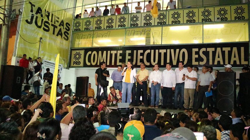 Beatriz_Mojica's tweet photo. Hoy empezamos un nuevo camino, a caminar con la gente para cumplir las promesas de campaña @soyprdtabasco @PRDMexico https://t.co/eJPyu2zSHe