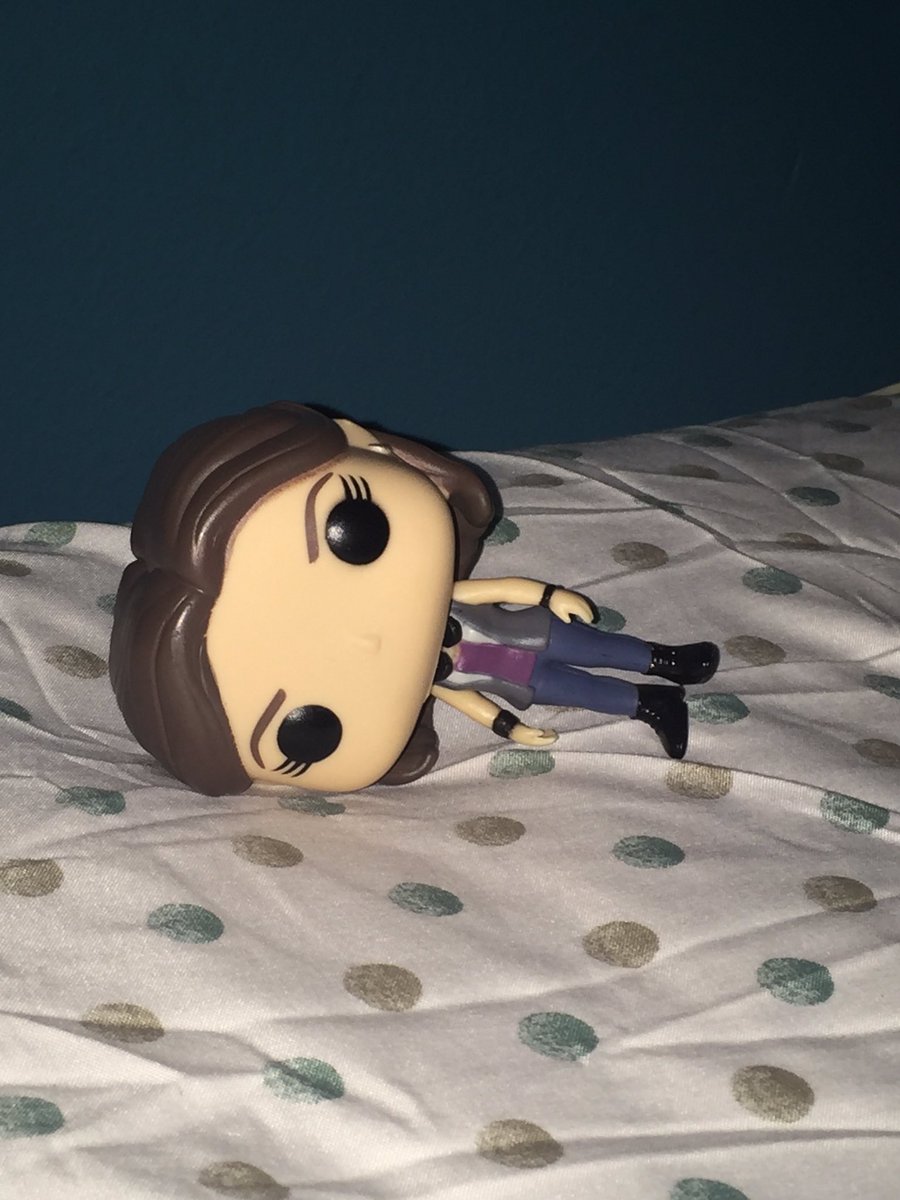 spctrlsightngs's tweet photo. BECA IS WATCHING https://t.co/iAYdlwanyg