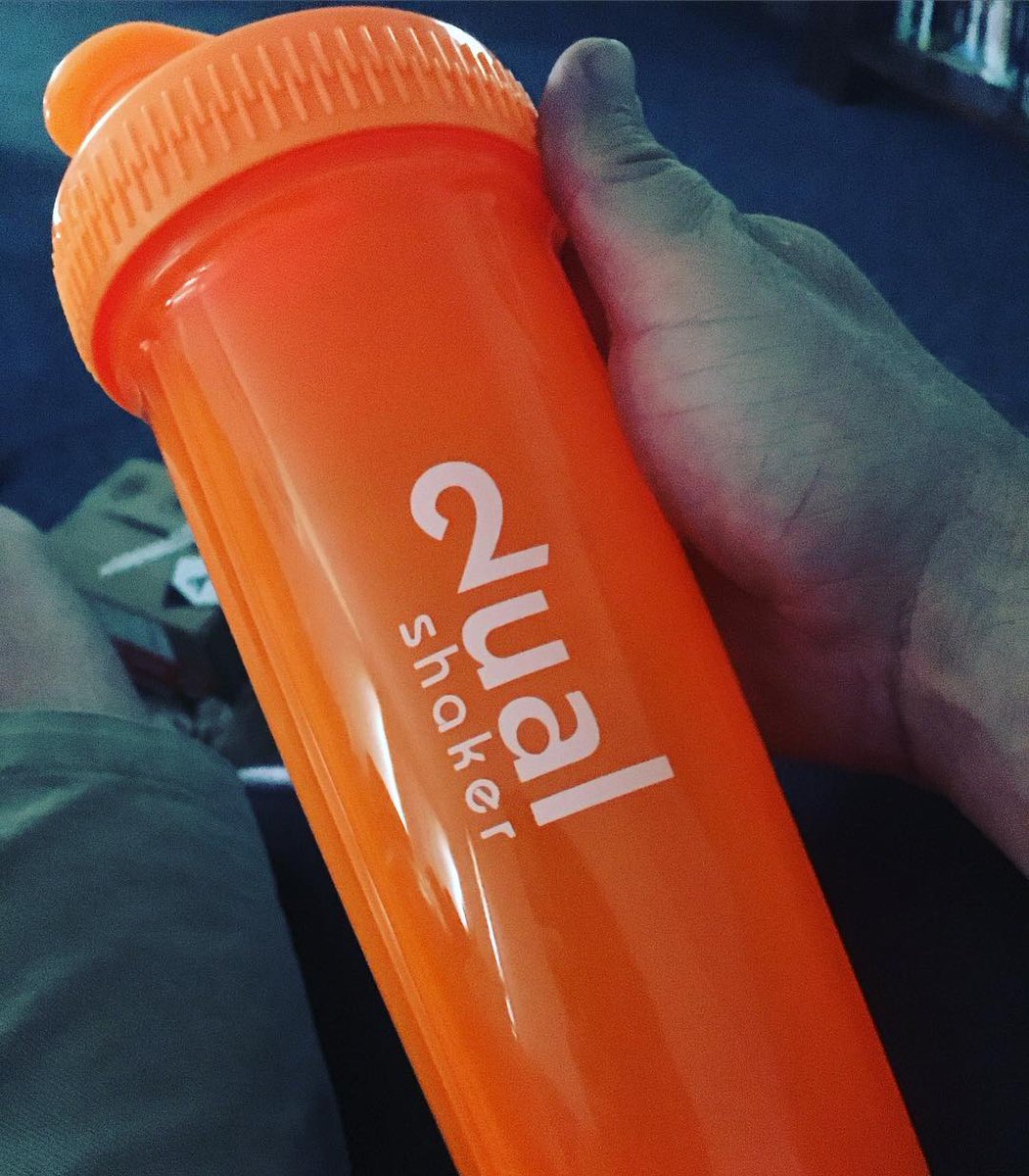 dualshaker's tweet photo. No better way to start Monday than a #bodybuilding session with #DualShaker. https://t.co/0N0m2QOLFy thinks so too. https://t.co/WhEsjNXvUv