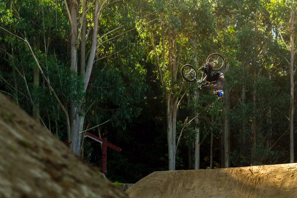 <a href="/ThelanderAnton/">anton thelander</a> last name is pretty true. "The Lander" lands this nicely at <a href="/Crankworx/">Crankworx</a>