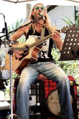 Tonight at Cocomos #ZennViljoen <a href="/HelloGRoute/">HelloGardenRoute</a> <a href="/RocktheRoute/">Rock the Route</a> @lovetostaySA <a href="/HotelWilderness/">The Wilderness Hotel</a> <a href="/Livingstonehous/">Livingstone Villa</a>