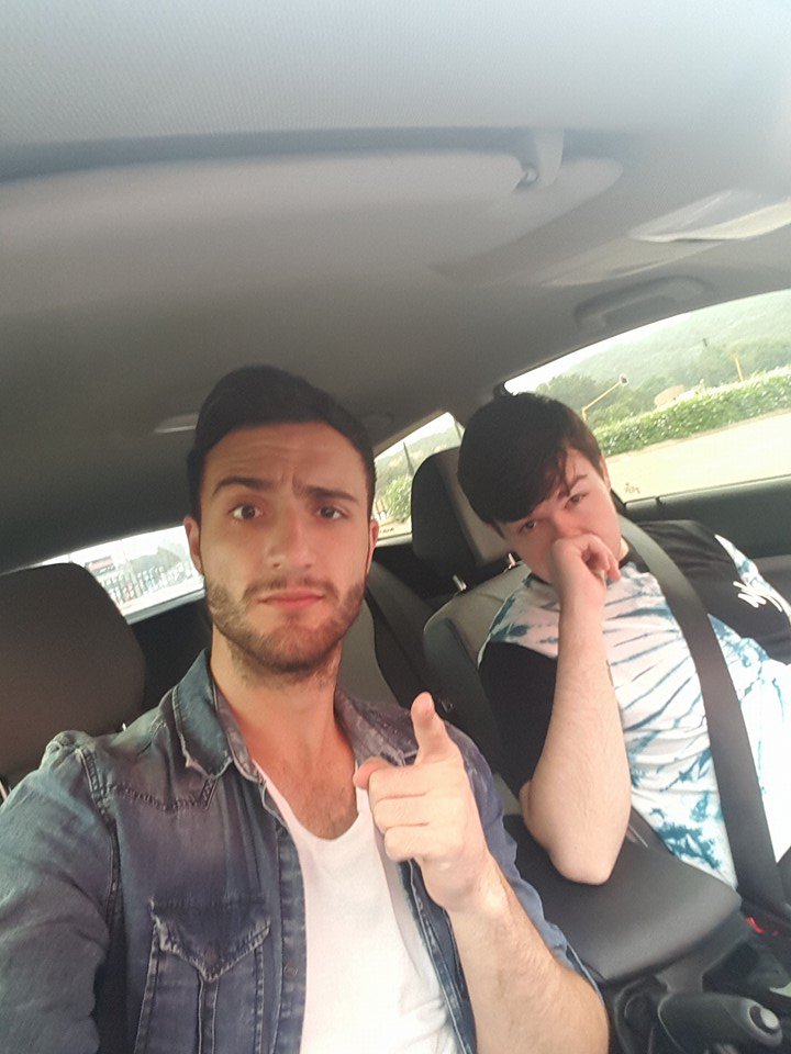ROMusicDuo's tweet photo. On the way to our interview! But stopped for some cheeky KFC. Now for the beautiful 2 hours of traffic to follow. https://t.co/ggM7wi1XS0