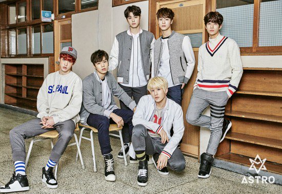 issuedaily2's tweet photo. [#손글인터뷰]팬들이 ‘#아스트로’에게 묻다...행복했던 순간부터 콜라보하고 싶은 선배들까지

#MJ #라키 #문빈

https://t.co/IOIaJUPtxo https://t.co/kd7u6damHZ