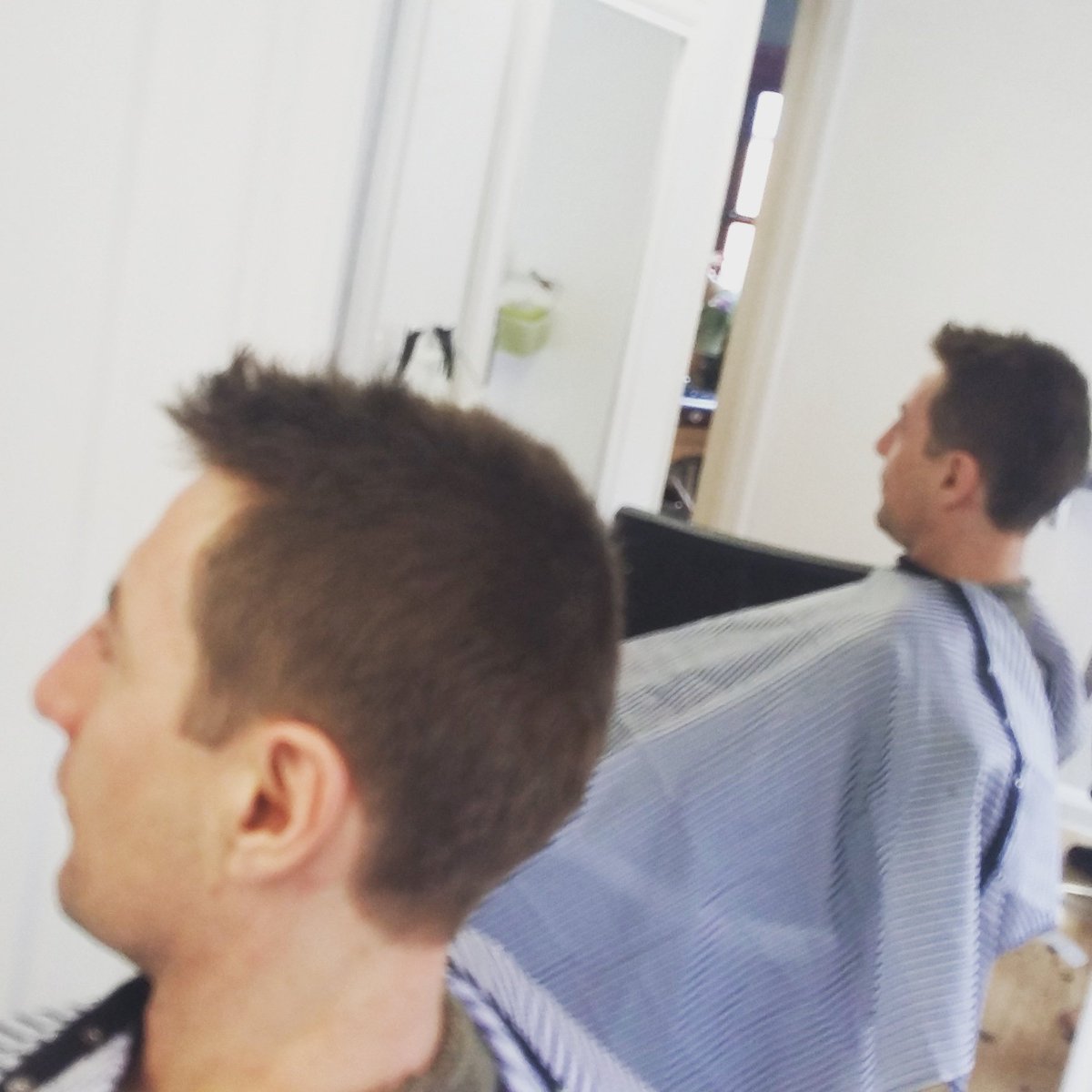 hairexeter's tweet photo. in with long left with short #exeterimage #exeterbarber #exeterindependentbusiness #bethebest #getahaircutexeter https://t.co/v9dzPmEJWN