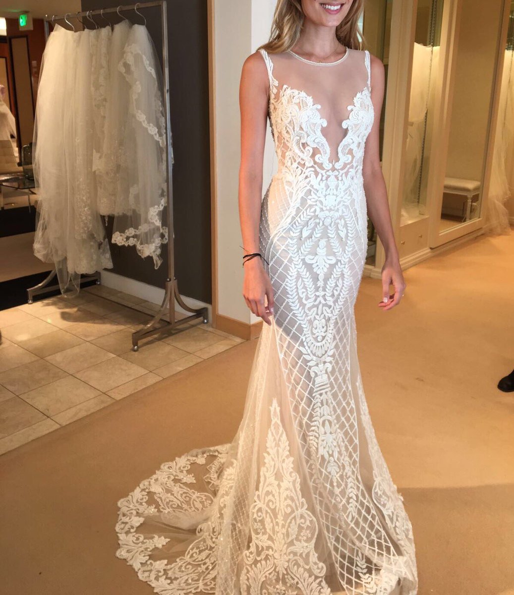 Congrats to all the new #BERTA brides from this weekends' trunk shows in Beverly Hills, Milan and North Carolina ❤️