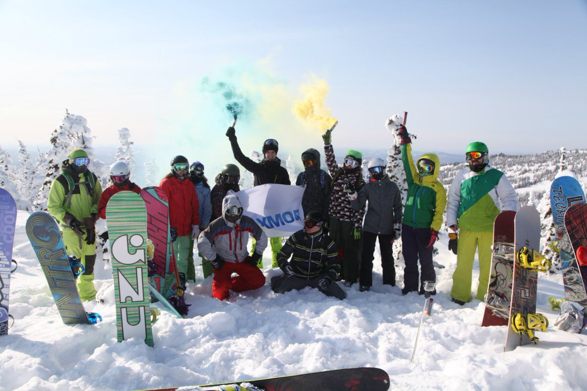 Axmor_Russia's tweet image. Команда #Аксмор вернулась из экстремального фрирайд-тура в Шерегеше, покорив шесть нетронутых снежных вершин