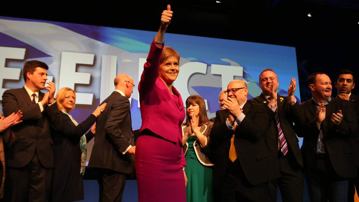 SkyNews's tweet photo. Nicola Sturgeon has insisted the SNP will campaign vigorously for the UK to remain in the EU https://t.co/2dmQ9sZLvE https://t.co/MklZo8odVa