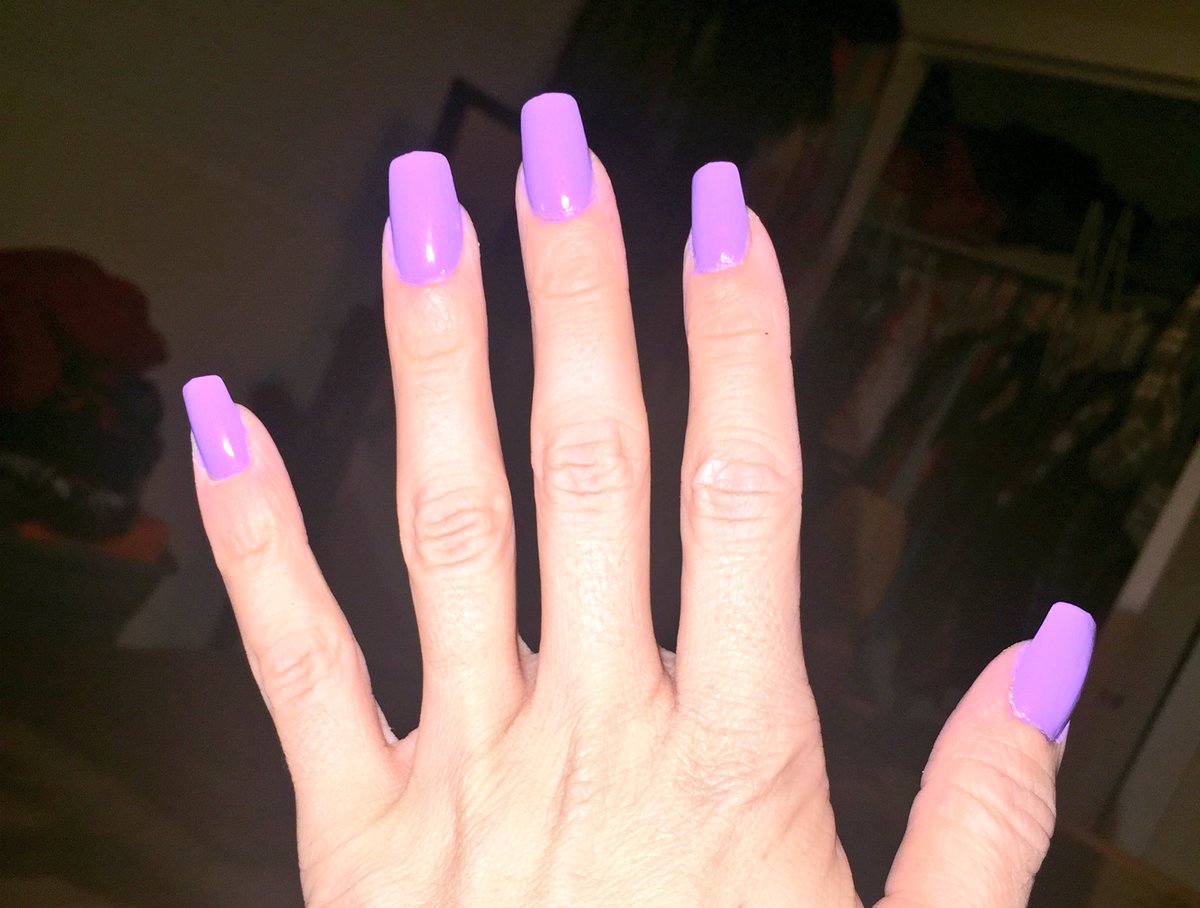 jrn810's tweet photo. 💜 #purple #freshset #newnails #nails #claws https://t.co/XbClHjA8Xa