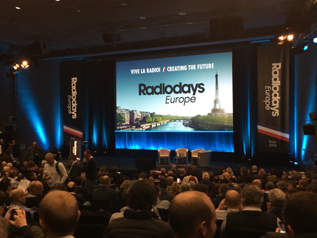 cathoconnornova's tweet photo. Waiting for things to start  at  Radiodays Europe 2016 #RDE16 https://t.co/l8ywn1ocwu