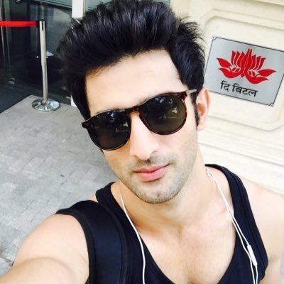 kunjsarna's tweet photo. #KunjSarna #SidhantGupta https://t.co/FgUTk0d20p