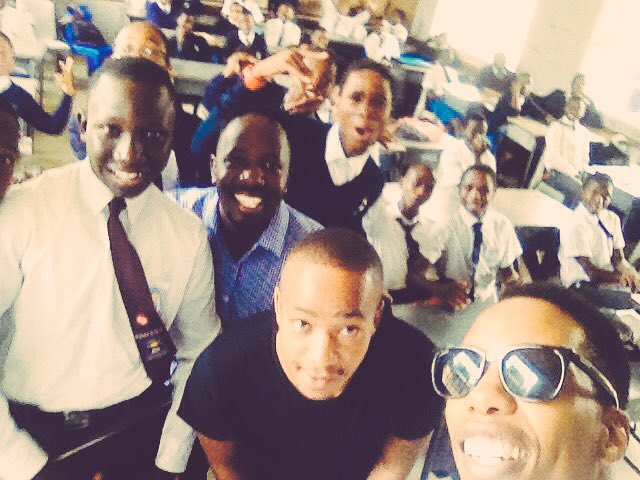 OfficialBangGae's tweet photo. The boys giving back to the community this morning. @BWYOUNGBLACK @ChromeHydra @EpicTheRapper out at schools today. https://t.co/QkXCHJdRO0