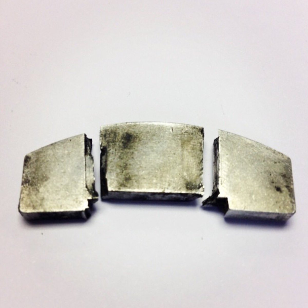 MahlkonigUK's tweet photo. Got spares? Contact your local roaster and make sure you have EK43 shear plates in stock! #ek43 #shearplate https://t.co/WZ1KjWFJuq