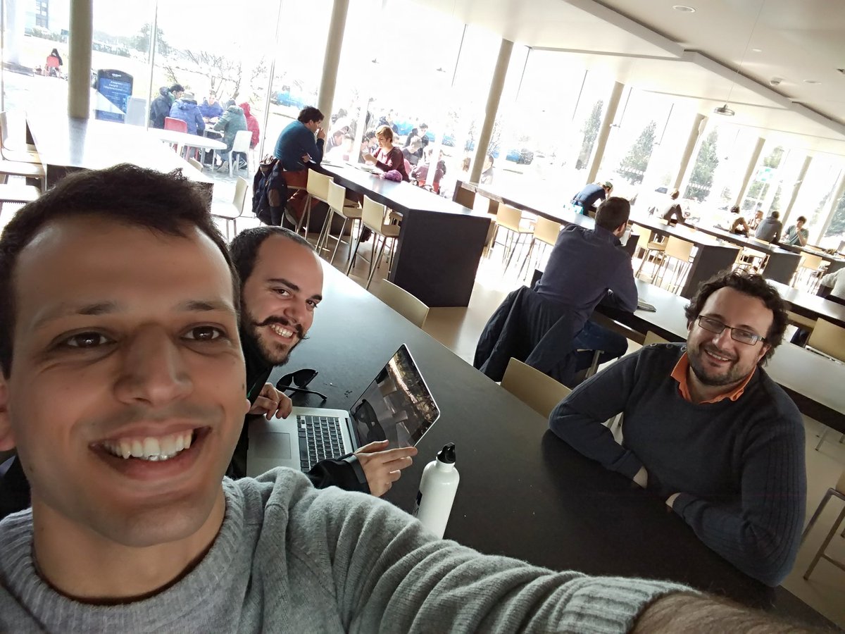 FatLeptonsTF's tweet photo. First round table of 2016 #wearecomingback https://t.co/OMRH2ME5Ym