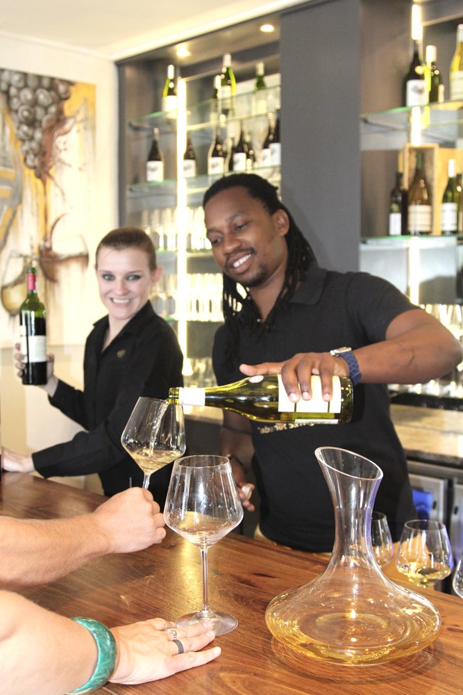 BenguelaCove's tweet photo. Wine of the Week: Chardonnay 2014 https://t.co/NycqnZ0zvc #WineWednesday #wine #winetasting #HermanusZA https://t.co/Ynn4ta1slj