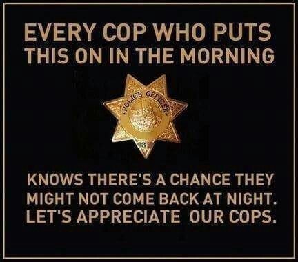 I_AmTheWarrior's tweet photo. Thank LAW ENFORCEMENT!

#BlueLivesMatter
#PoiceLivesMatter
#BlueLightCampaign
#OneLightOneHouse
#LESM

#RETWEET https://t.co/Ia1IVGescN