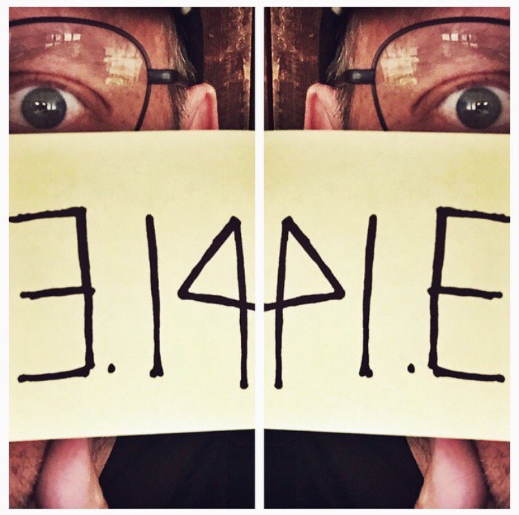 altonbrown's tweet photo. Personally I prefer the one to the right. #PiDay https://t.co/3pC19RQ7Gx