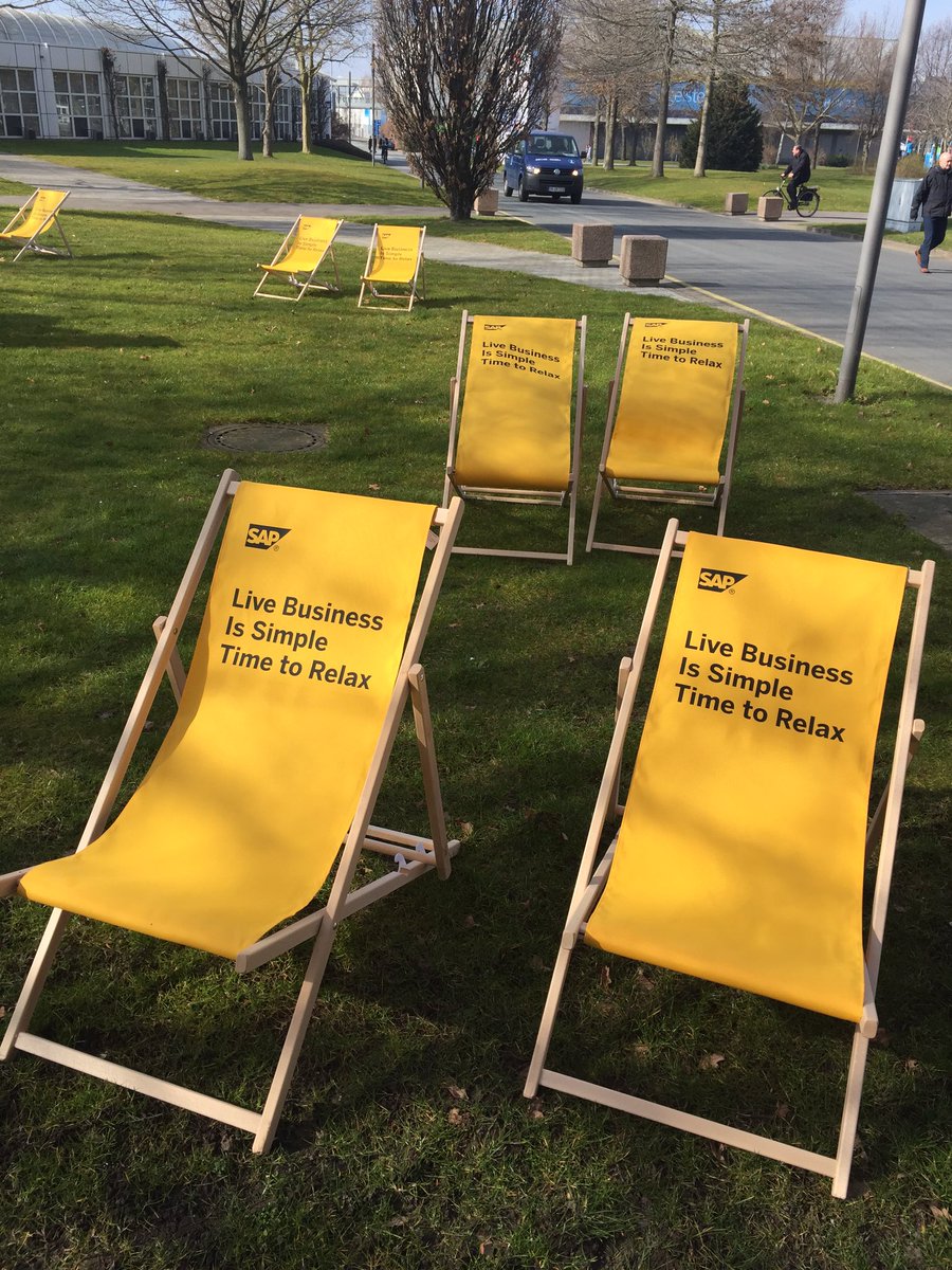 kaifetzer's tweet photo. #CeBIT2016 #SAP https://t.co/ZZcUrsxhtS