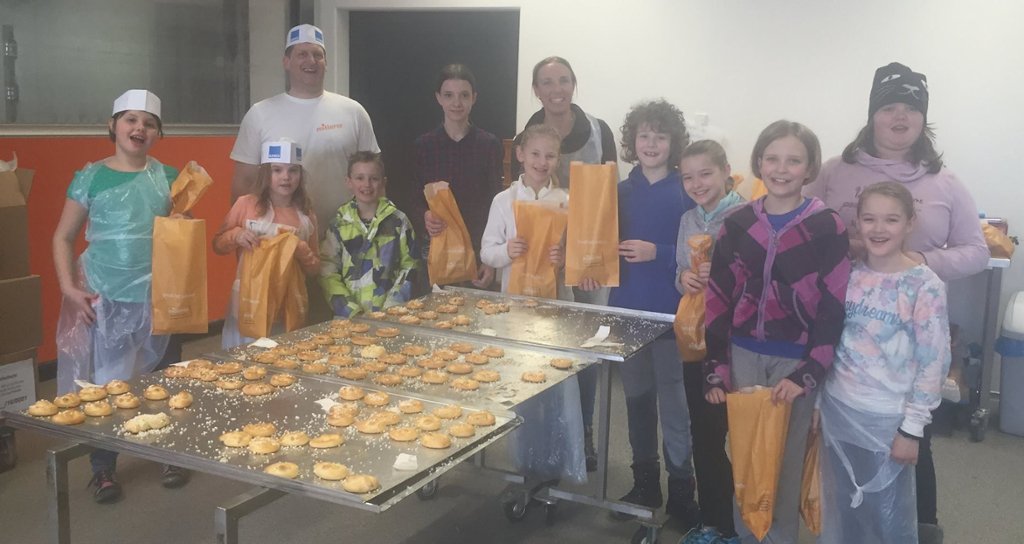Leckere Palmbrezen zum Palmsonntag und weitere vorzügliche Osterbäckereien gibts wie gewohnt mit viel Liebe zubereit