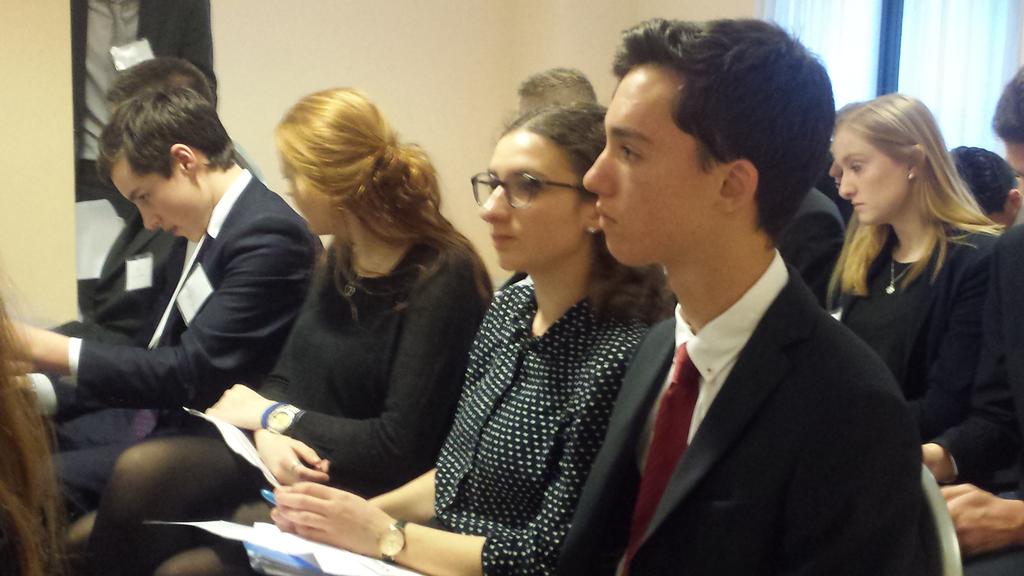 DSB MUN Rome 2016 tweet media