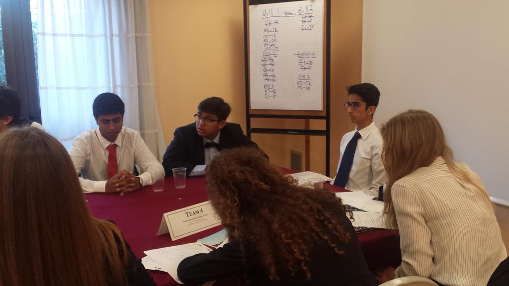 DSB MUN Rome 2016 tweet media