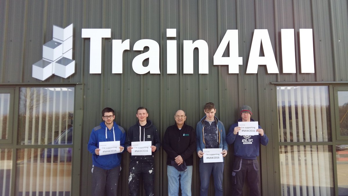 Train4All's tweet image. Our Trainees supporting #NAW2016 #construction #constructiontraining #apprenticeweek @Train4All