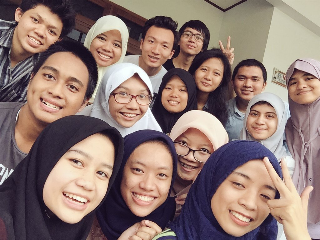 UKM UI - Bridge tweet media