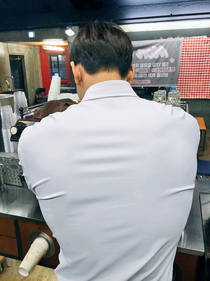 BBBubbleBee_'s tweet photo. ดูแค่นี้ก็รู้แล้วว่าใครมันควรปกป้องใคร ㅠㅅㅠ

#ชยอกี
แมวพิมพพพพพพพพ์นะ เงี้ยว~ 🐱 https://t.co/XwUHEdtVA3