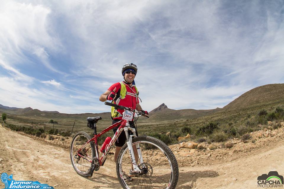 RideTheKaroo's tweet photo. It's as easy as having the right attitude #Compassberg #Karoo #mountainbiking 📷 @Capcha_Photo https://t.co/LB7zNHGyip