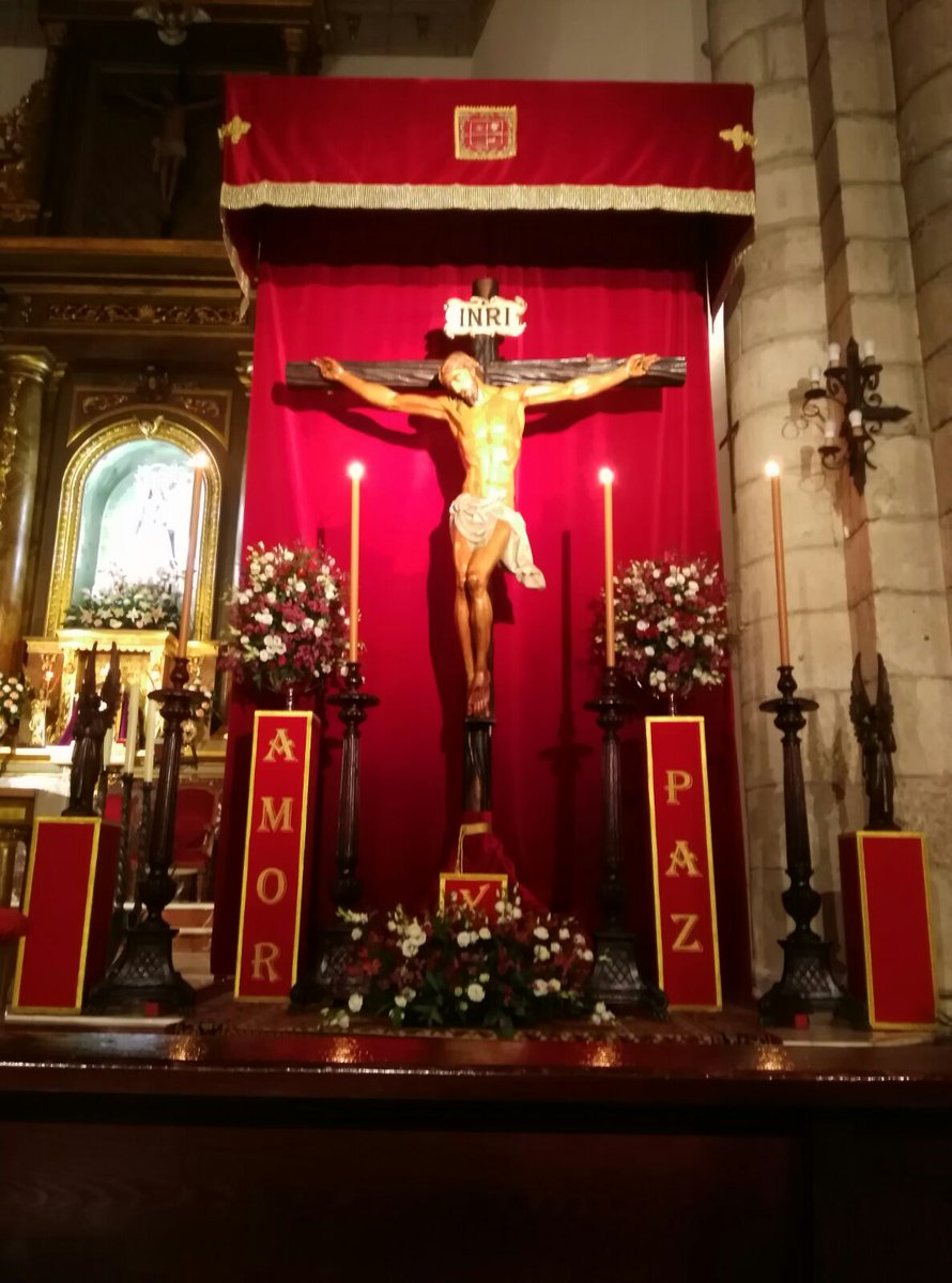 Altar de Quinario del Stmo. Cristo de Amor y de la Paz.
