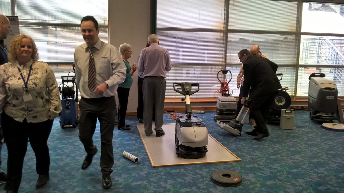 ArrowsSupplies's tweet photo. Our staff showcasing our range of #Nilfisk #scubberdriers #vacuums #carpetcleaners https://t.co/eKsOdPPy10