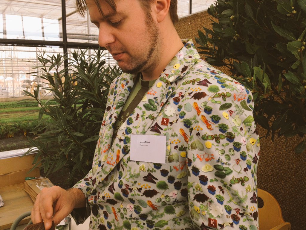 LauraRoebroeck's tweet photo. Goed pak. Wereldsmaken in piepkleine plantjes proeven. Food Inspiratiedag #ovp @koppertcress https://t.co/ycWB2TqqBO