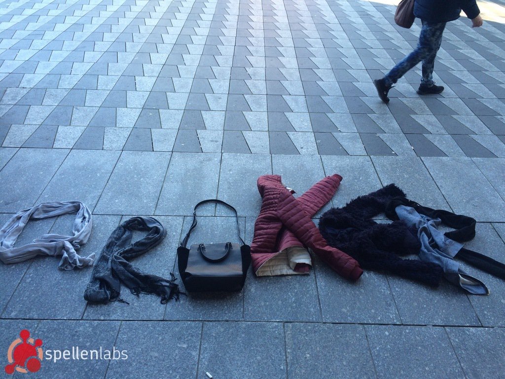 De geoefende puzzelaar! Goed bezig team 'De Beste' #Tilburg #uitje #qraker