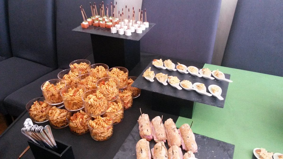 ga_ecn's tweet photo. Cocktail pour le baptême du #Longtze ! @GALSC2 #GroupeAtlantic @CentraleNantes https://t.co/EVVncPQRPo