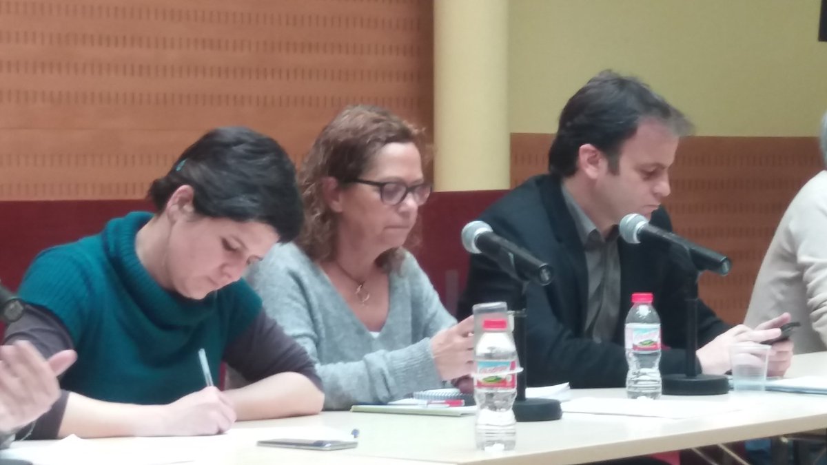 bcn_ajuntament's tweet image. Per fomentar la #MúsicaenViu permetrem fer concerts amplificats a bars, restaurants i cafeteries