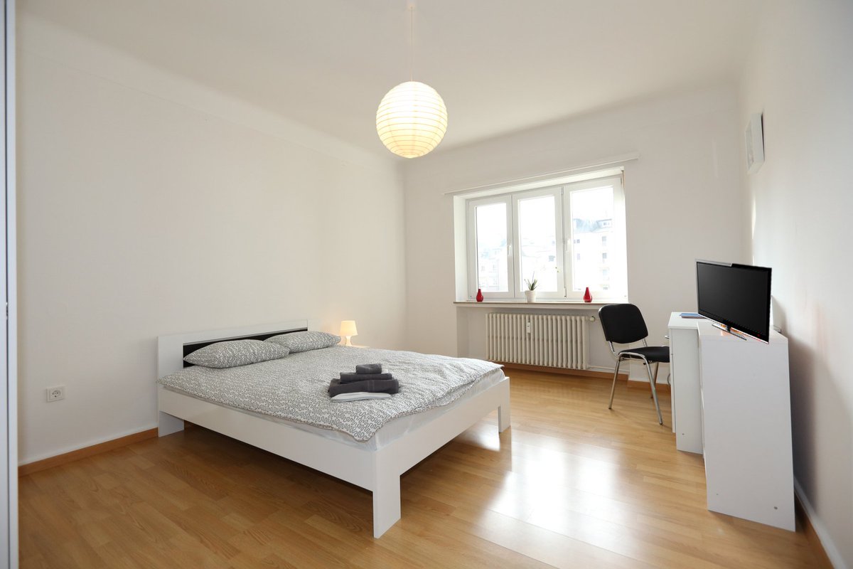 CaroleCASPARI's tweet photo. Find your roommate in LUXEMBOURG ON THE SITE N°1 : https://t.co/sRZQvz4uBV #Furnished #roommate #Colocation https://t.co/EPHtFLYyAf